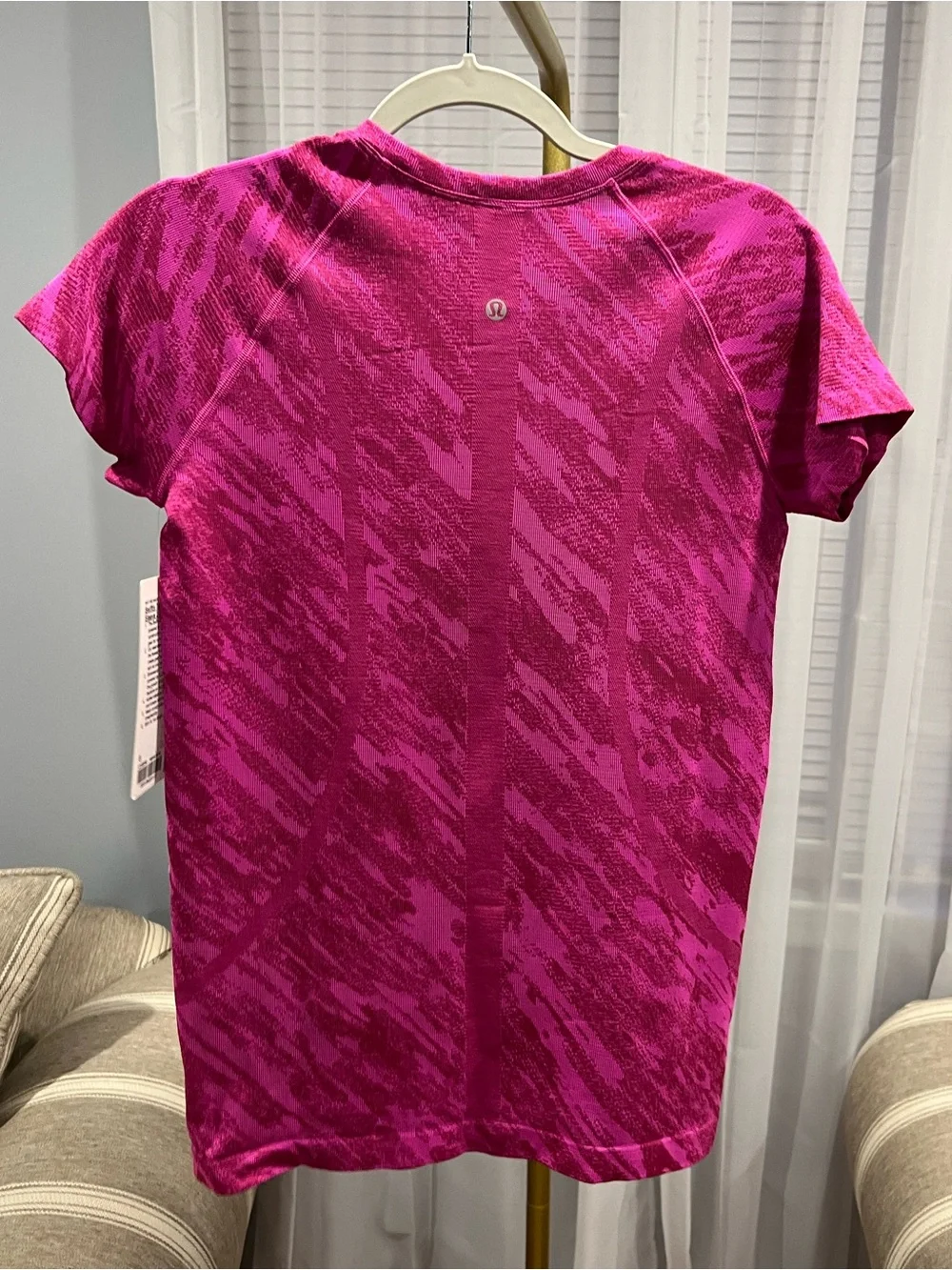 NWT LULULEMON SWIFTLY TECH SHORT SLEEVE 2.0